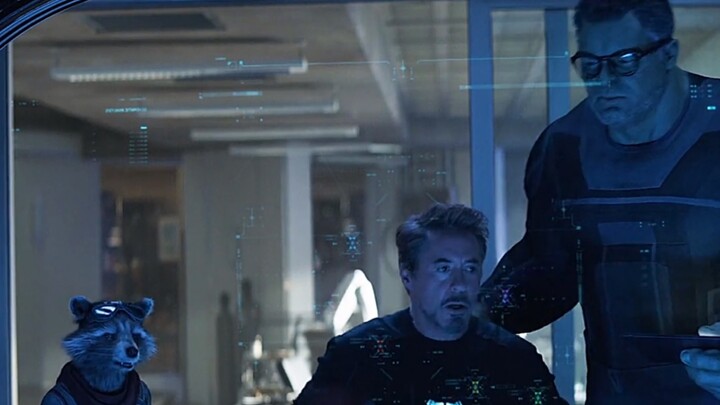Rocket Raccoon is too rude, Iron Man almost died of fright!