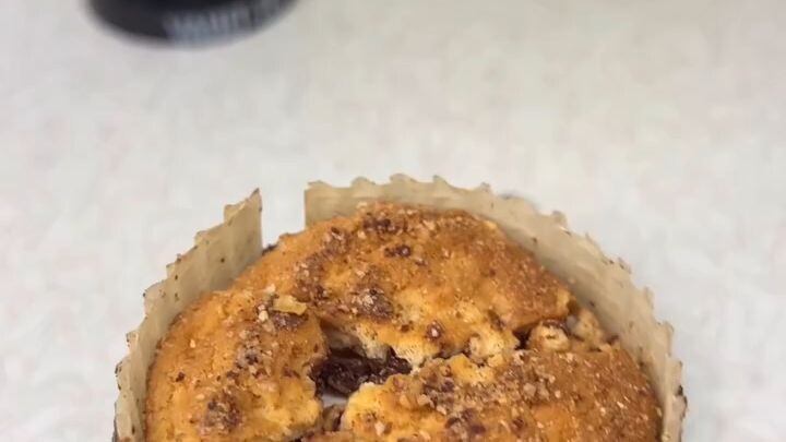 67-Year-Old Chocolate Chip Cookie Found in a Fallout Shelter 🍪☢️😱