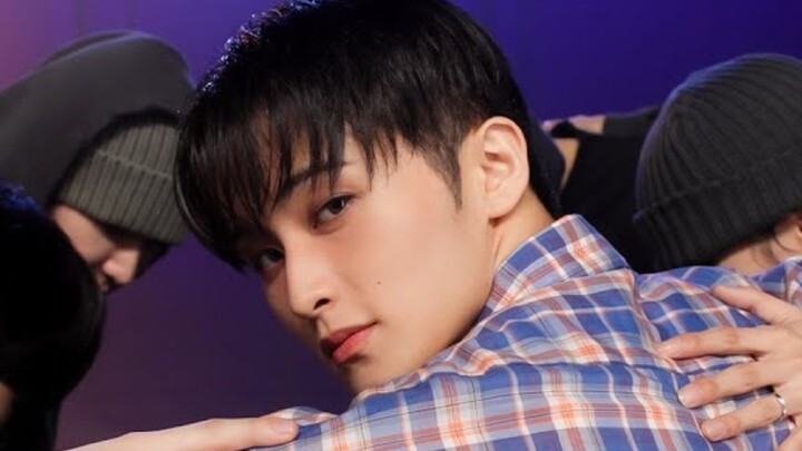 Video vũ đạo “Quần baggy + Ay-Yo + Jopping + Glitch Mode + +82 Pressin' + 1999” của Lee Min-hyuk (NC