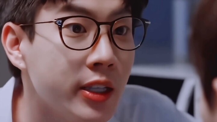 Help! This show is so sweet! Doctor Daddy meets Chef Daddy! They're so adorable! I recommend taking 