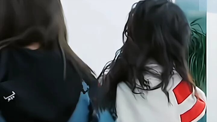 Turns out you can look this beautiful even without washing your hair — Angelababy