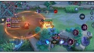vẫn là nakroth vẫn phải gánh team !