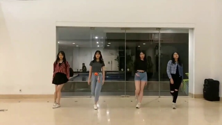 Zee Fiony Christy Jessy JKT48 Dance Cover Blackpink Lovesick Girls Full