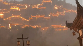 “请用你现有文化描述此景～”