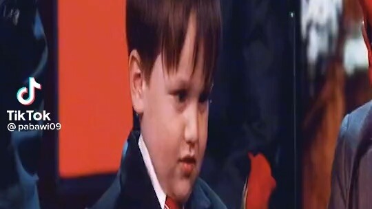 trust issues be like:🙂