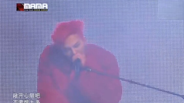 BIGBANG Members All Support G-Dragon During His Comeback Stage! The Highlight Reel!