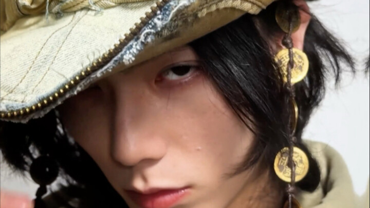 If color-coordinated outfits had tiers...