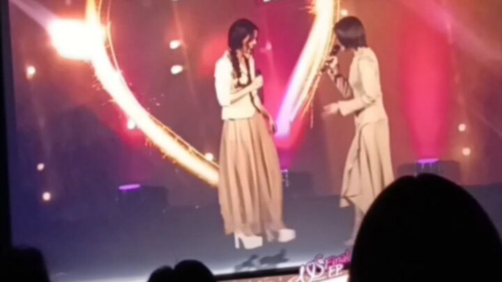 ดูกี่ครั้งก็เขินเพราะใกล้กัน