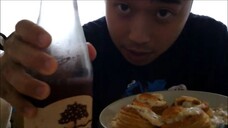 EATING SOUNDS - DUTCH MEAT PIE AND FRUIT DRINK