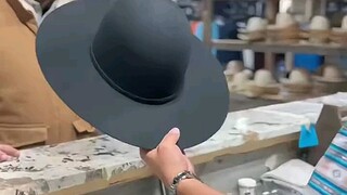 Hình dạng của chiếc mũ được làm như thế này
