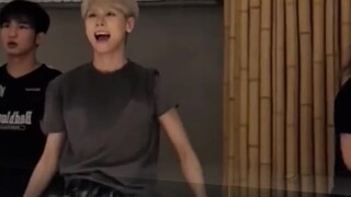 Koreografi "Problem" di awal "Tangyuan" sungguh melelahkan!