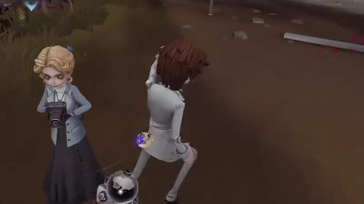 مشاركة رائعة في لعبة شخص خامس