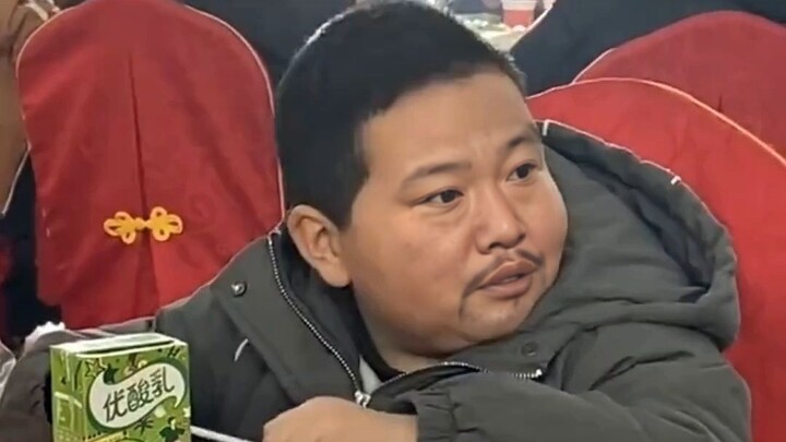 【乱飙】徐江:吃饭去小孩那桌