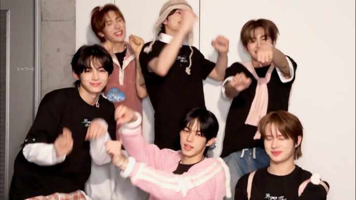 TWS 42, always be happy! 🥰 Sweet Station 250318