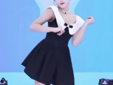 #Li Hui# Bintang Istana Qianjin✨#Semua Bintang Sudah Menyala#Kue Keberuntungan Cinta#Membuat Bola Ap