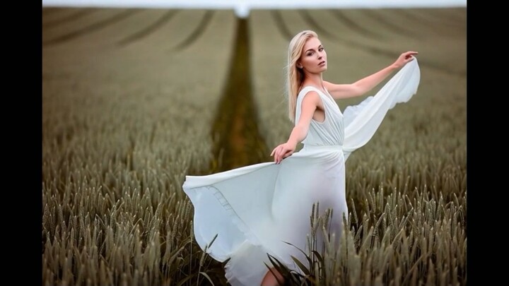 HasenChat Music - Moon Over Lagos