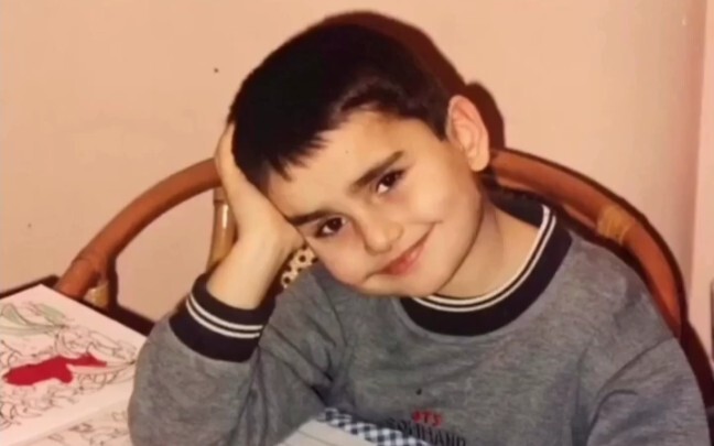 Aren't I cute, my friends?