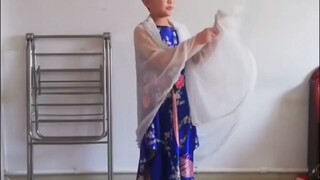 影后钟美美演绎舞蹈老师