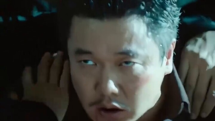 A rich second-generation man raped a girl and recorded a video to threaten her. An ordinary and warm