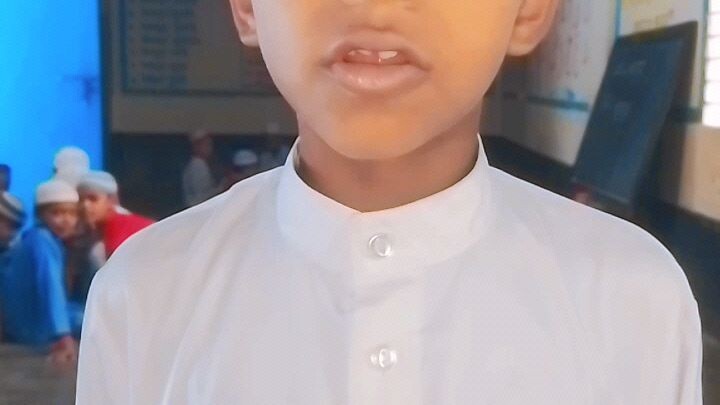 Kalimaছোট্ট মিষ্টি একটি ছেলে কালিমা তাইয়্যিবা পাঠ করছে - মাশাআল্লাহ, হৃদয়স্পর্শী ভিডিও।