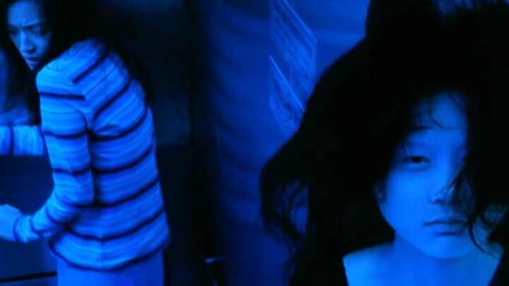 หญิงสาวพลิกเปิดดวงตาแห่งยินหยางโดยไม่คาดคิด ทันใดนั้นเรื่องราวชวนขนลุกก็เกิดขึ้นรอบตัวเธออย่างต่อเนื