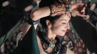 After all, only a Western dance performer can truly pull off Western dance.
