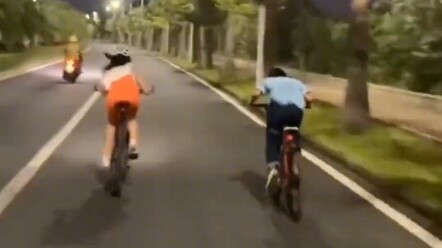 That damn competitive streak: When a pro rider meets a middle schooler… #ThisMoveIsInsane# Time to s