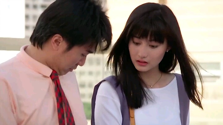 ปืนของคุณไปโดนผมแล้ว ขอโทษที ผมมีปืนสามกระบอก