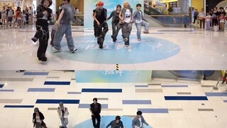 SEVENTEEN-Thunder Super Shocking Roadshow｜Quảng bá bài hát của SVT tại các trung tâm mua sắm trong n