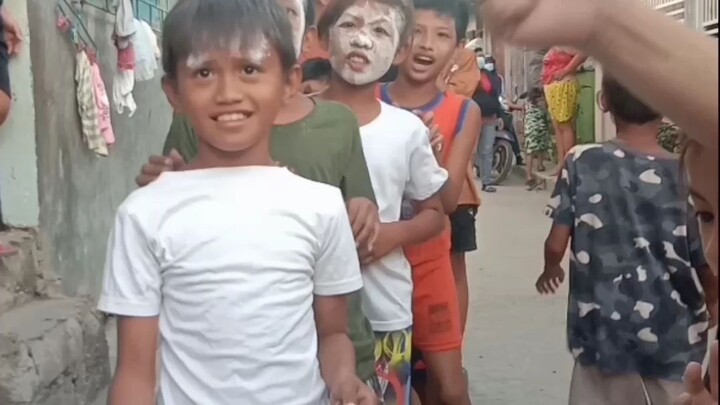 palaro sa mga bata😊😊😊 guess the title of the anime