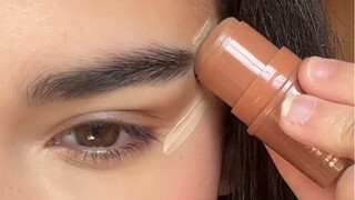 เทคนิคการดึงยกตาแบบมีฮู้ด