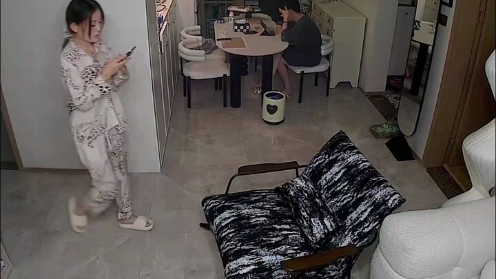 有时候真的很想一个人生活…