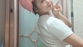 Tôi muốn nhảy ngay cả khi tôi còn là học sinh trung học cơ sở😀