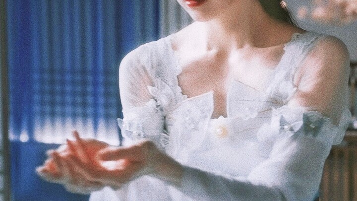 ถัง ซื่อยี่ โฆษกประจำตัวของเกมออนไลน์หนึ่ง! เธอสุดยอดจริงๆ!