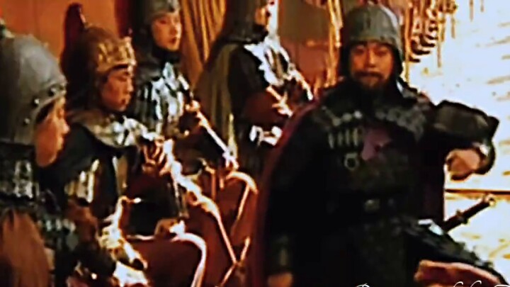 Seorang pahlawan adalah orang yang memiliki ambisi besar dalam hatinya, rencana baik dalam pikiranny