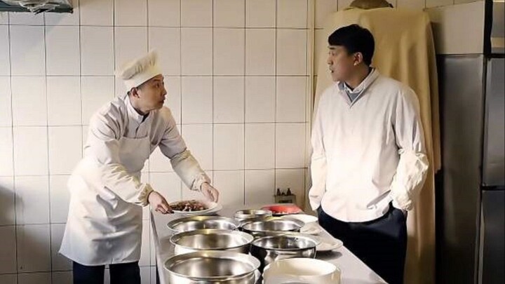 Cảnh Sa Châu chửi thề trong bếp là cảnh hài hước nhất cả phim! Tôi xem ít nhất ba lần rồi.
