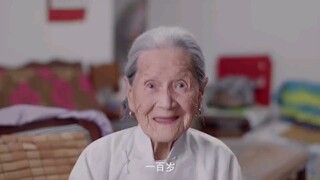 那个一岁的是不是瞧不起我？为什么不说话？
