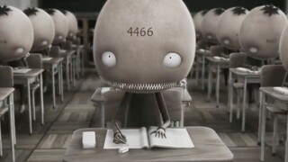 为更好管理学生，每个孩子嘴上都被装上拉链，连名字都用编号代替