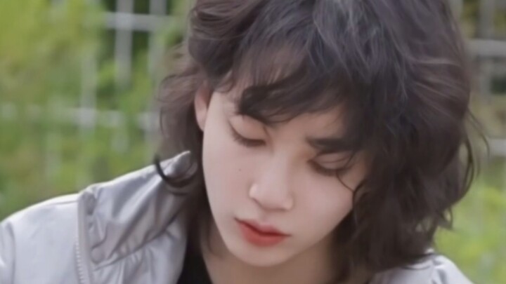 Con cừu Ninh Ninh vừa mới ngủ dậy～