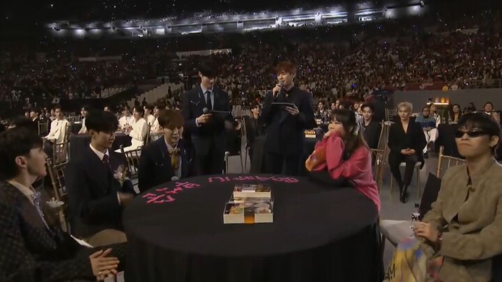 【SVT/BSS】Sitting at the same table backstage with Haedong, the brother says: “So frosty!” The sister