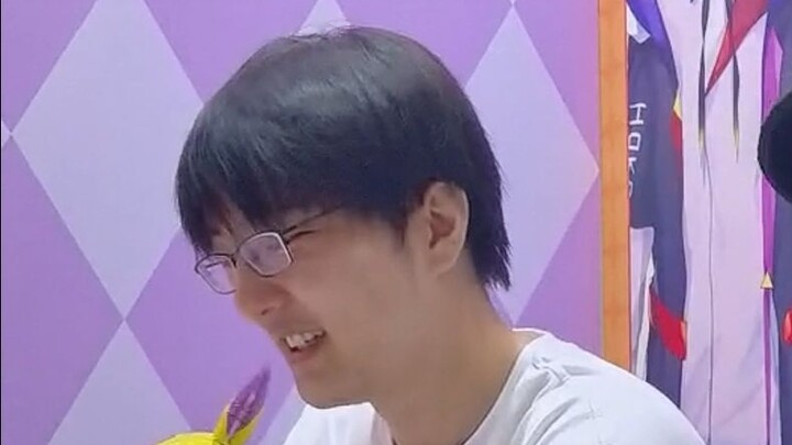 Kak Niu, aku cinta kak Niu, Kak Niu!