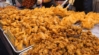ไก่ทั้งตัวในตลาด 10000 วอน! แหล่งขายอะไหล่ / ไก่ทอดกรอบ - อาหารข้างทางเกาหลี