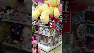 PENJUAL HATI MALAIKAT ⁉️NENEK BELI BONEKA SUPER BESAR 2 $ 😍😱#shorts #funny #dubbing