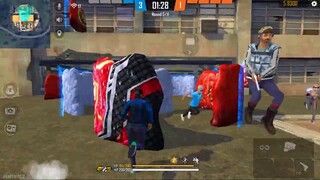 FreeFire : Highlight #29 1v4 Clash of Gods