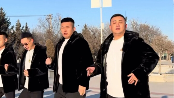 If you come to Northeast China, remember to wear Freljord fur!!!