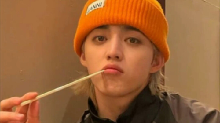 มีแฟนเก่าสิบสองคนถือเป็นความผิดหรือ?