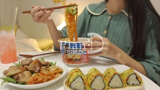 بلان دي فلوغ | نودلز ممزوجة بالحشوة الحارة جدًا | حلاوة العنب بالفراولة من أجل وردية الليل | روتين ا