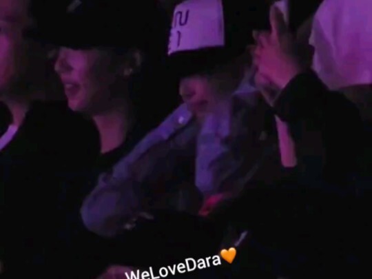 JENNIE Reacts to BABYMONSTER’s “SHEESH” — Fans Sing Along in the Audience