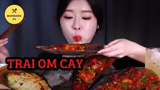 [Mukbang TV] - Trai om cay tự làm + Trai om cay phomai