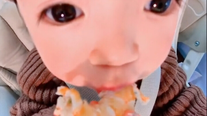 มุมมองบุคคลที่หนึ่งของเด็กน้อยมนุษย์เวลาทานอาหารน่ารักเกินไปแล้ว～